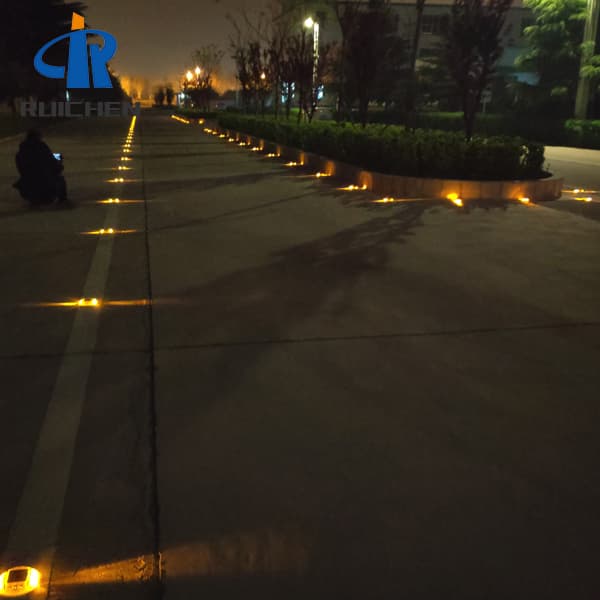 High Quality Solar Cat Eyes Road Stud In China For Walkway